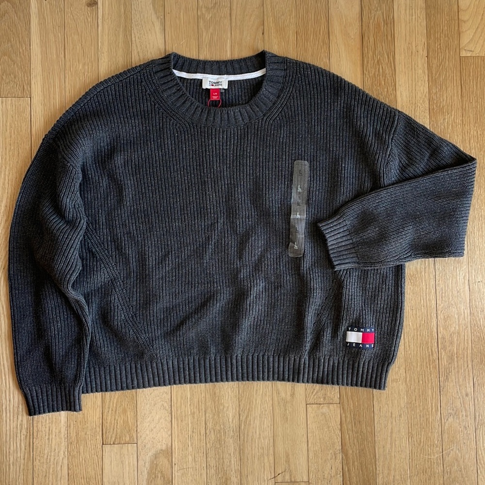Tommy Hilfiger cropped cable knit sweater